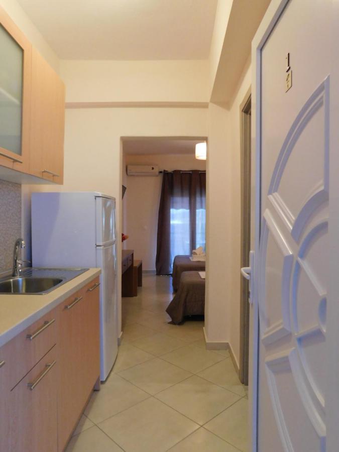 Отель Anna House 1 Сарти Экстерьер фото